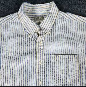 LL Bean Seersucker Men's Shirt Size Large Yellow With Blue Stripes  Front Pocket
